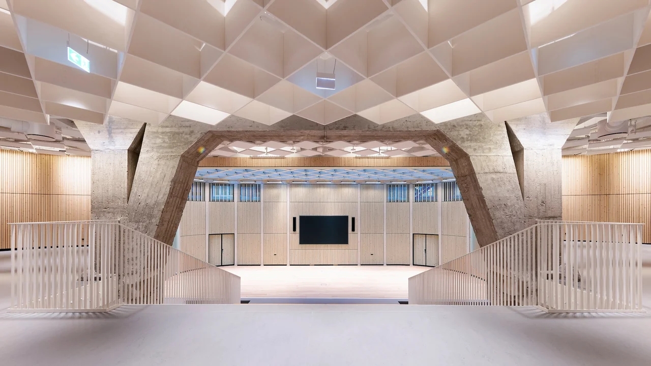 Hovedentreprise med fuld renovering