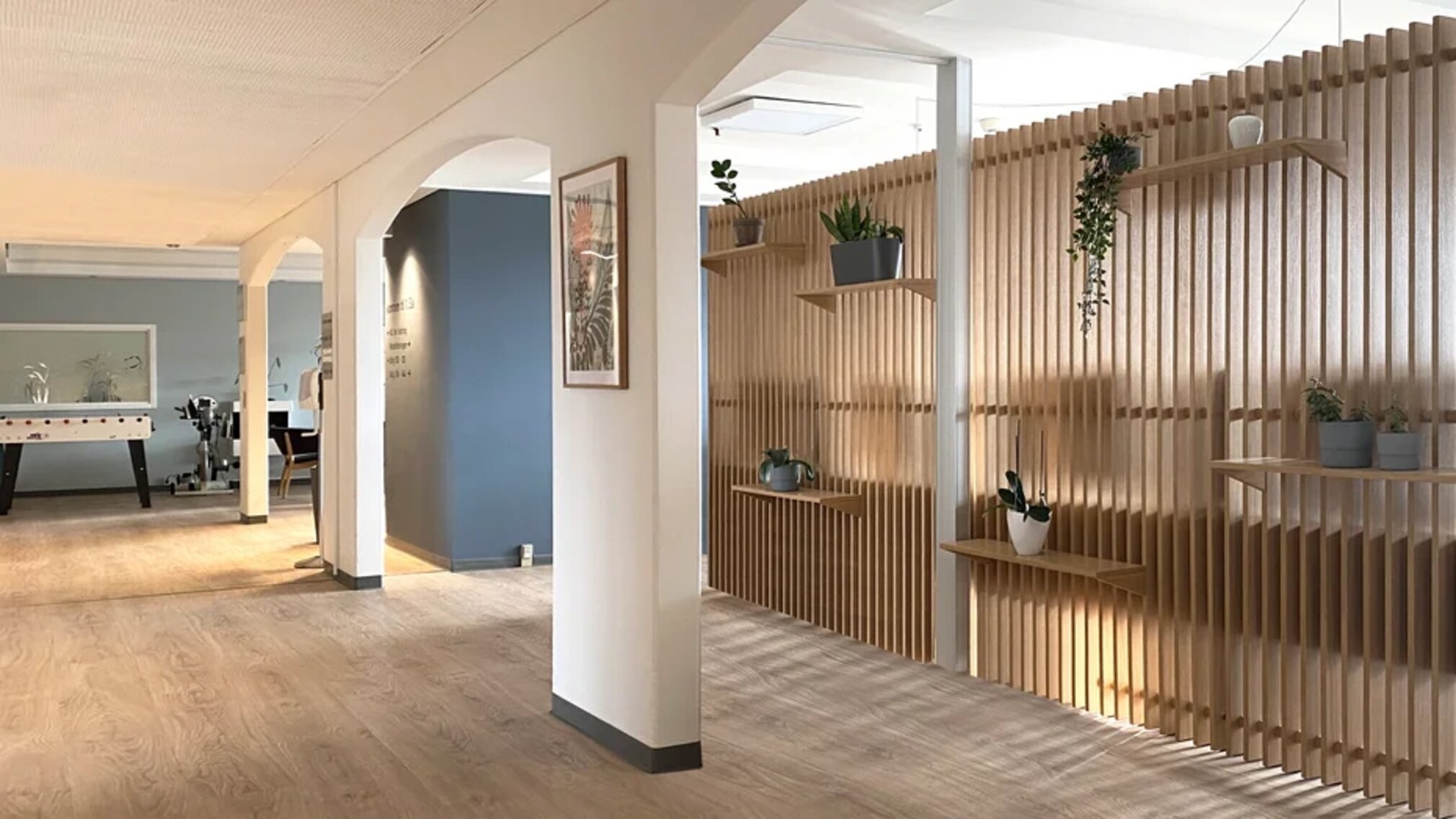 Hovedentreprise lavet af tømrer og snedker